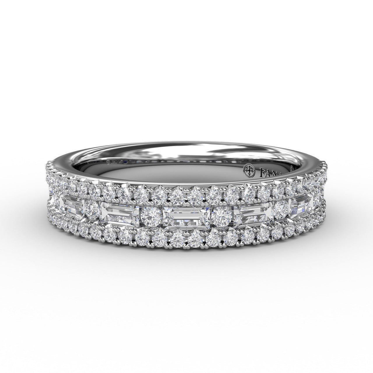 R2052-Platinum