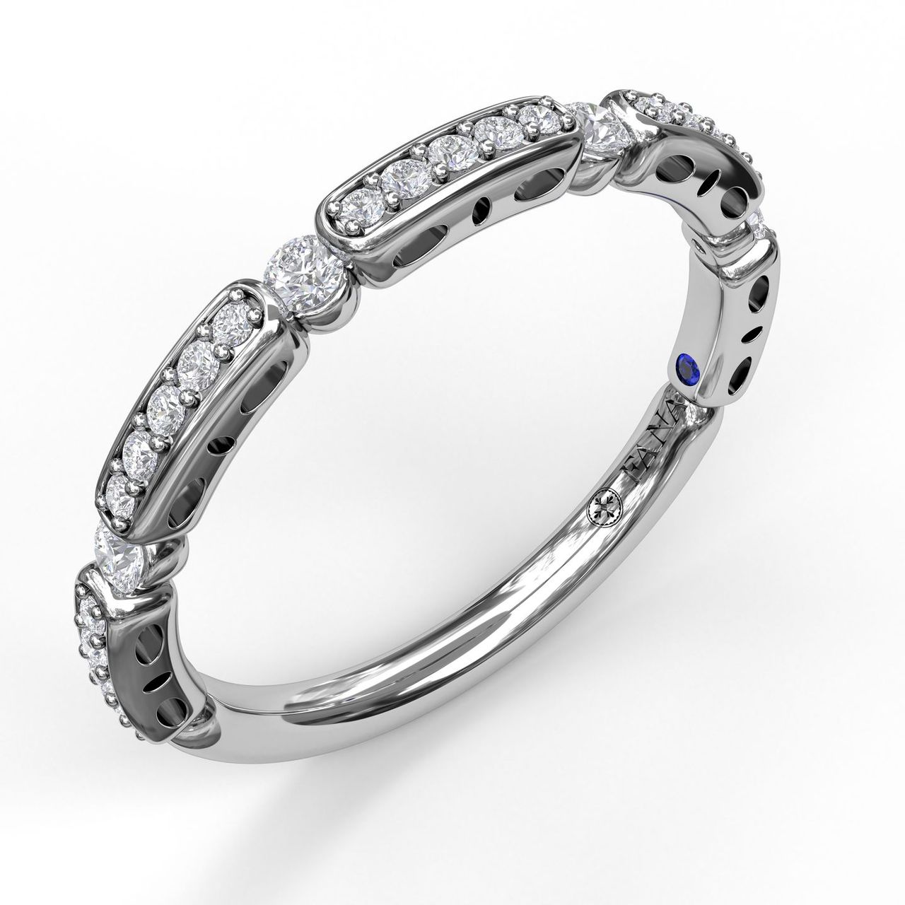 W7207-18kt-White